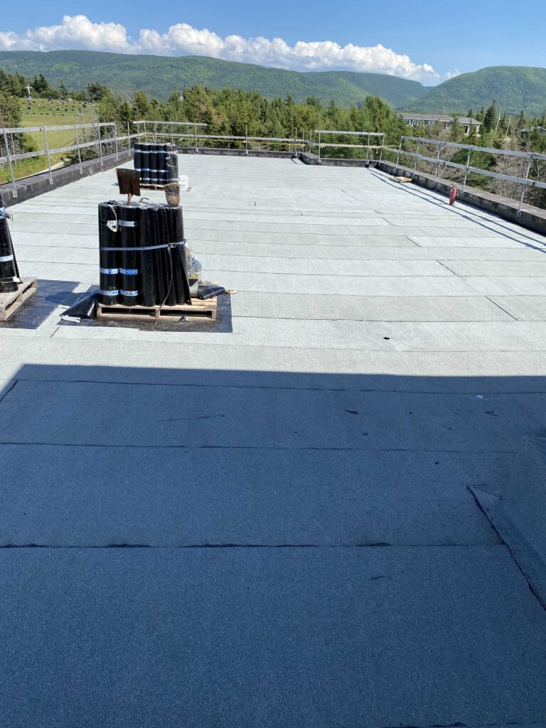 Roofing on wing 2B